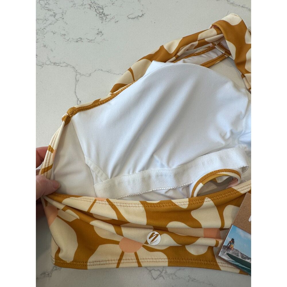 NWT Nani Swimwear Solis Cross Up Crop Yellow Floral Bikini Top Size XL - Picture 3 of 7